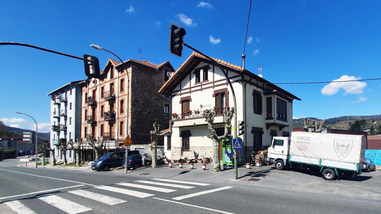 Tuul Etxea, Habitacion En Caserio A 8Km De Bilbao, Bano Compartido Galdakao Exterior photo